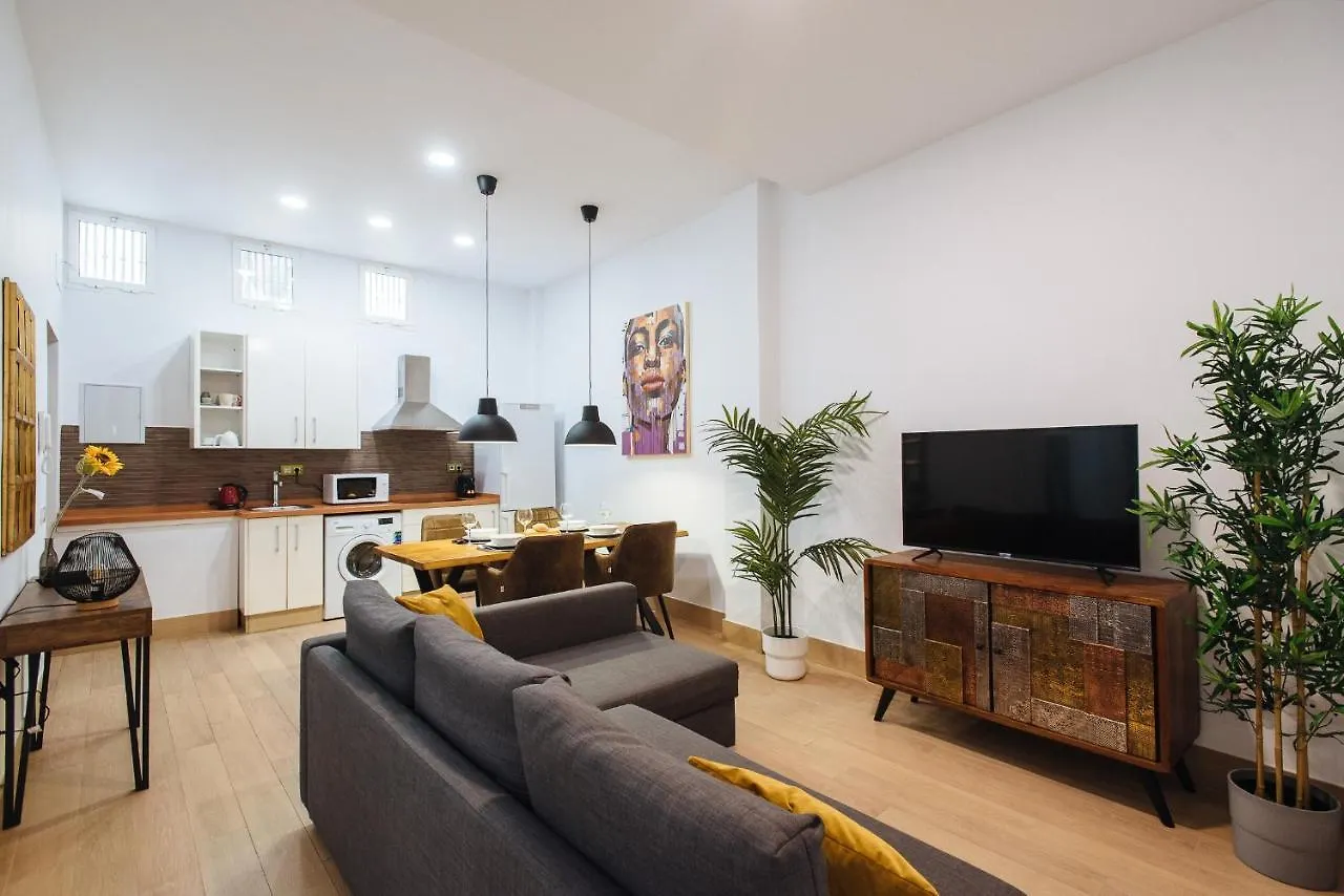 Hostly Rbh0 Modern Apartment Seville